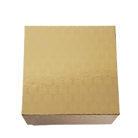 Pavé Heart Heritage Michael Kors Bracelet - Picture 5 of 6